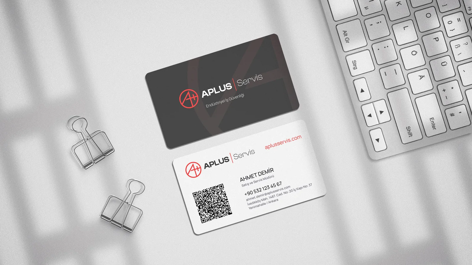 Aplus Servis business card, front and back